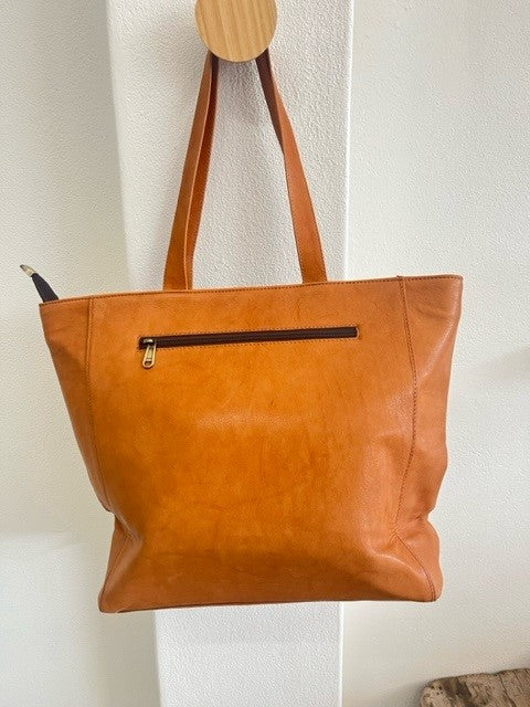 Handcrafted Big Boho Cowhide and Leather Bag – Moravia